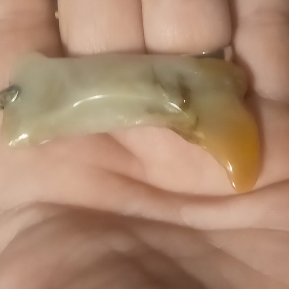 Nephrite Jade boot on a leather cord with a thumb clasp. Hand crafted - Picture 3 of 3